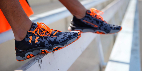 FinishLine's tweet photo. Set the trend. Set the pace. Get FREE shipping on new Under Armour SpeedForms here: http://t.co/C7aqiZqXGj http://t.co/vgy36FsfdO