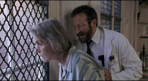 JeffersonObama's tweet photo. Good Morning Vietnam was fabulous but Robin Williams in Awakenings was his greatest performance http://t.co/CifdrPjPCS