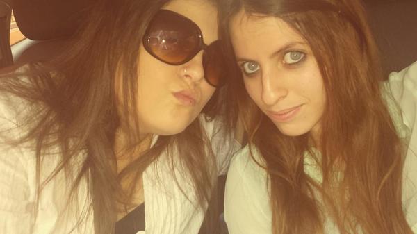 encarni_11's tweet photo. Muchas felicidades mi pequeñina! @SandriiXu que te quiero!♥ http://t.co/is91tkcSEL