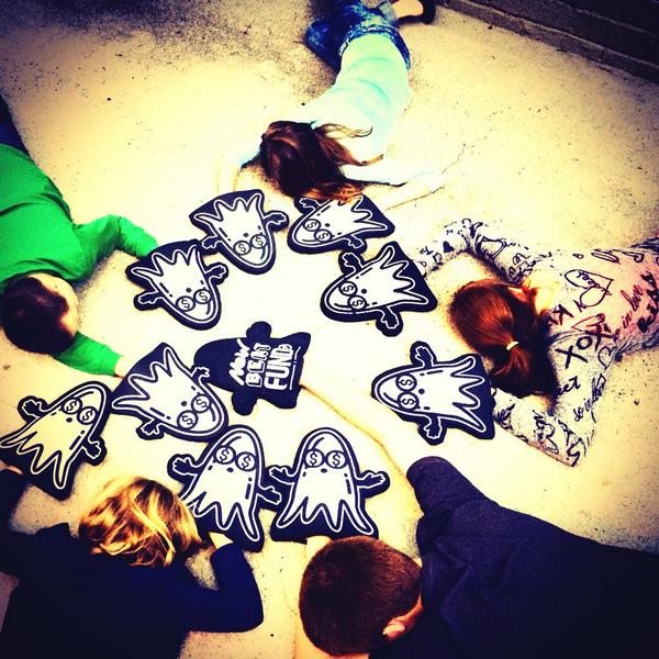 NBFgpunkz's tweet image. 👻 LA! GeT oUt oF tHa HeAt N GeT uP w/ @newbeatfund tUhNitE aT tHa EcH0pLeX! #free #newbeatfund #everybodygetup 👻