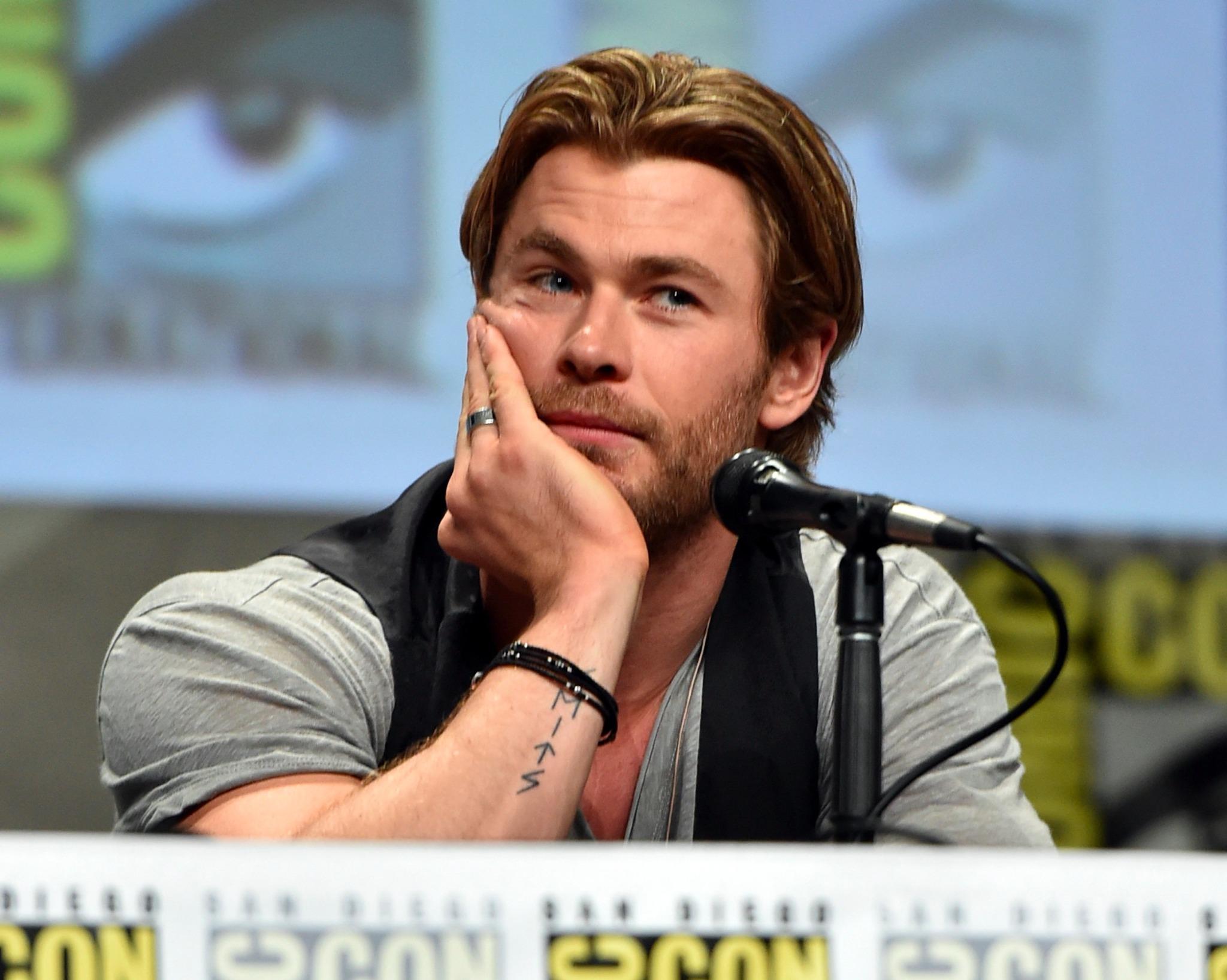 Happy 31st birthday, Chris Hemsworth! May your arms grow bigger with each passing year 