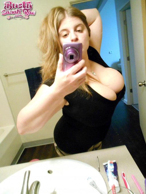 Its #MirrorMonday! #mirrorselfie #bustygirl #bigtits #tittyfollowtrain #cleavage #hugeboobs #allnatural