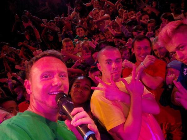 SBX's tweet photo. Great show tonight in Bognor!! @conmansbx @arsbx #chaossbx and Topspin on stage tonight! Great show amazing crowd! http://t.co/2RUEpTAorr