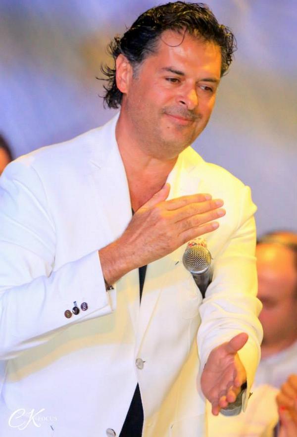 RaghebAlamaNews's tweet photo. ملك المسارح #السوبرستار #راغب_علامة يضيء ليل إهدن في أقوي حفلات صيف #لبنان
بعدسة شربل
#Pic28
https://t.co/4Lu5YBcB5j http://t.co/RzASCtswx1