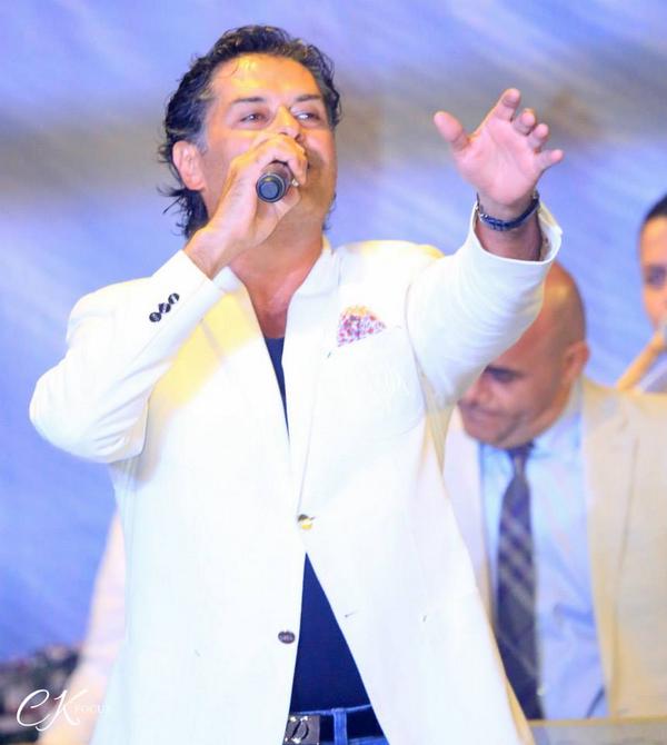 RaghebAlamaNews's tweet photo. ملك المسارح #السوبرستار #راغب_علامة يضيء ليل إهدن في أقوي حفلات صيف #لبنان
بعدسة شربل
#Pic36
https://t.co/4Lu5YBcB5j http://t.co/yvu3z5ZR0r