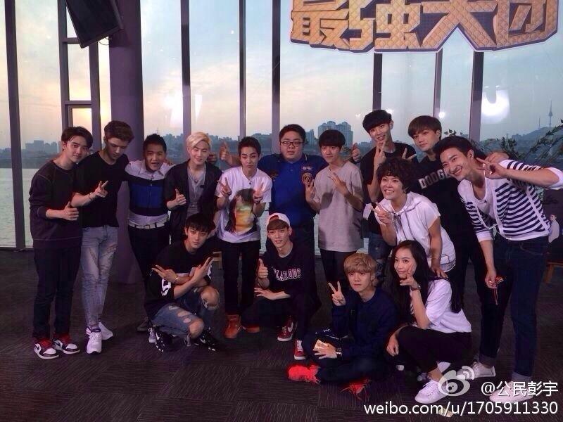 BuyZsbqIIAAhCYw.jpg:large