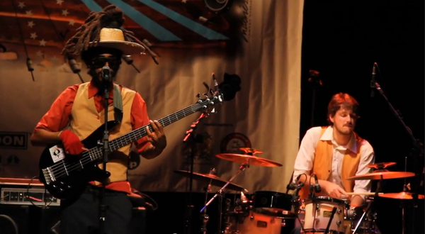 Olhem pro leste meus irmãos