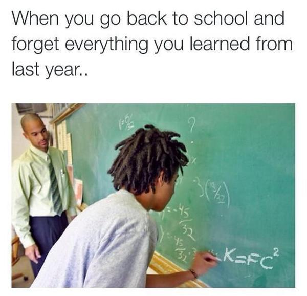 hoodratss's tweet image. 💀💀😂