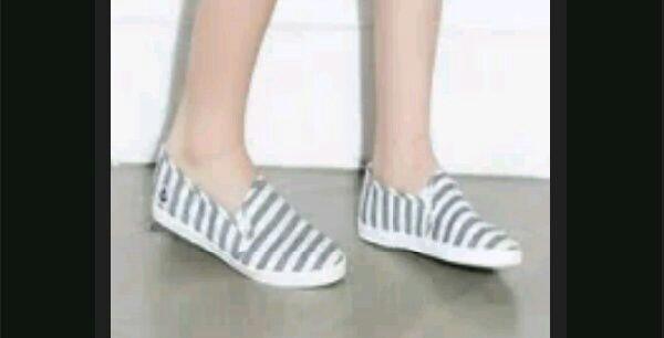 DevDevshop's tweet image. "@denid606: @DevDevshop  sis sptu kaya gini ada g http://t.co/XppAISpNNV" itu? Aku blm jual sis huhu