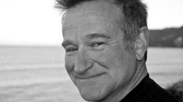 Manu_Garcia05's tweet photo. Que mal me cayó la noticia de la muerte de Robin Williams, uno de los actores que más he admirado. 

Grande, genio. http://t.co/99mQzAN2cL