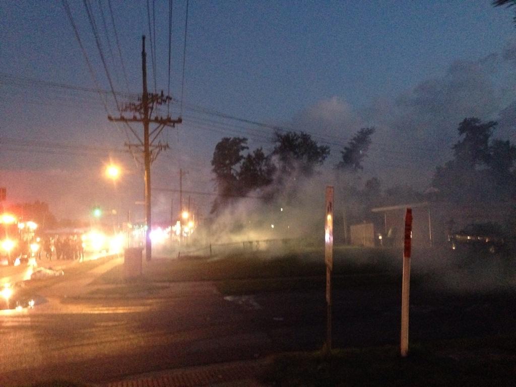 BuzSdIvCMAAnPvR.jpg:large