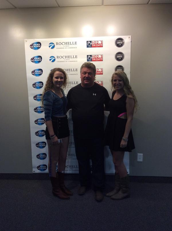 kylierau_'s tweet photo. so great opening for you @JoeDiffieOnline http://t.co/J95GiSF2pa