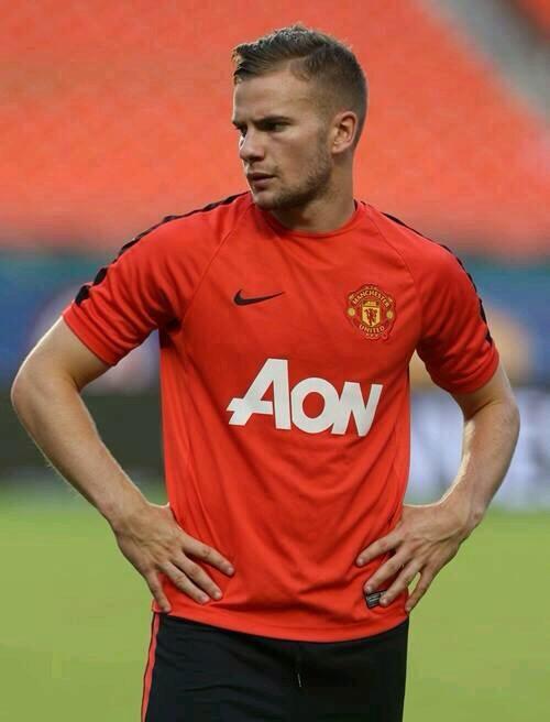 Happy 25th Birthday Tom Cleverley! 