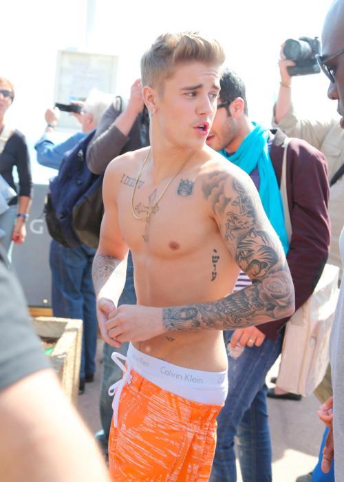 biebersmaniabr's tweet image. 1 RT = 1 Voto
#MPN #Beliebers #MTVHottest Justin Bieber