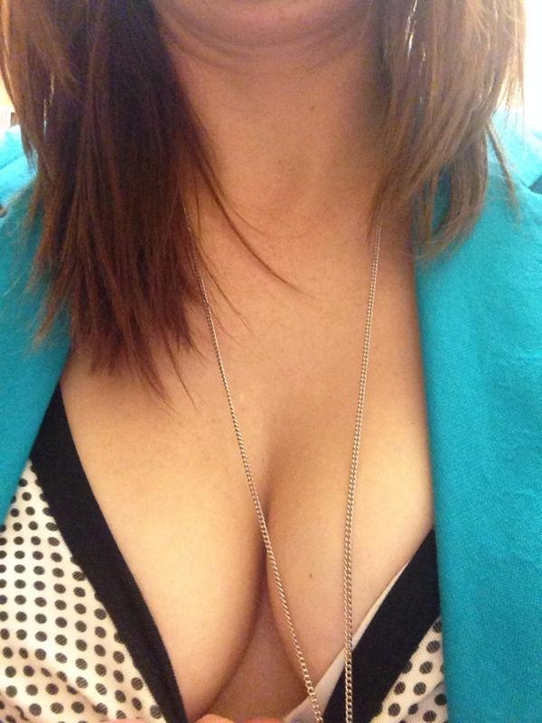 nlchivette's tweet image. #TugTuesday #boredatwork #needsomefun