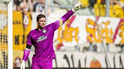 If Celtic keep a clean sheet tonight we'll give away a pair of Craig Gordons pro gloves #sells ! Follow &amp; RT to enter