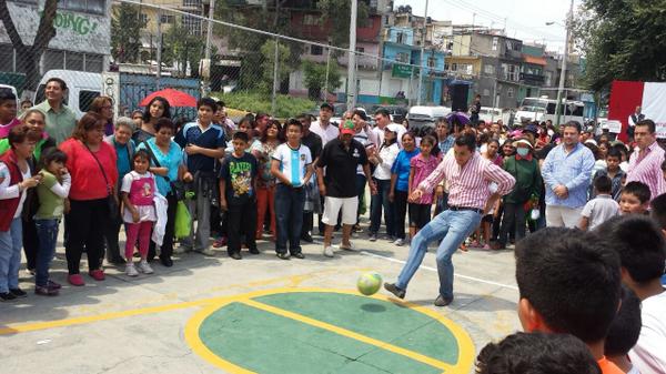 edithestrarara's tweet photo. @NaucalpanPRI @fabianrgomez @JCChavezMX Gol.... #EstructuraPri #Deporte http://t.co/LYKPhmyVpy