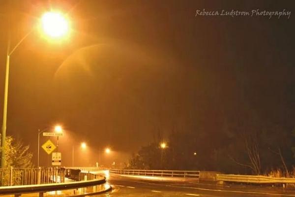 rivablack75's tweet photo. #Coramba #nsw #raining at #night @WeatherAmazing @janesweather @coffscoast @northern_star_ @VanessaOHanlon http://t.co/TDTanyXAPf