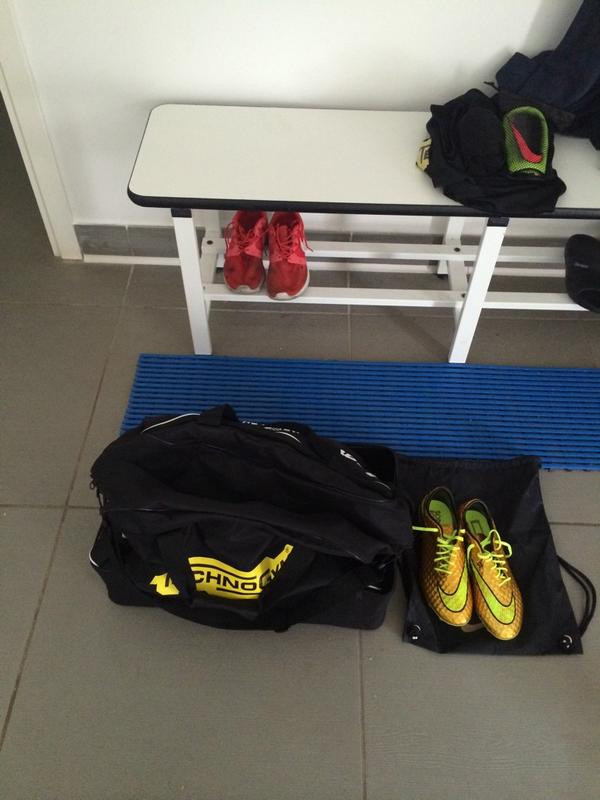 Contentissimo di questa bellissima avventura che sto vivendo, spero di migliorare e di divertirmi moltissimo❤️⚽️❤️