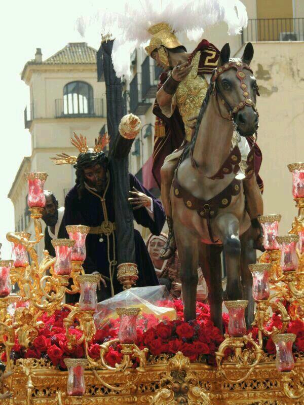 Soy_Cofrade's tweet photo. ¡¡VÁMONOS CON TRIANA MIARMA!!
#BT http://t.co/i5xMAKWbYJ