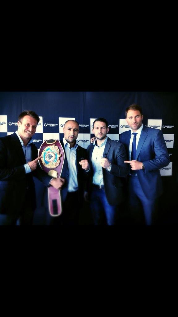 EddieHearn's tweet photo. Looking forward to making it 3-0 over the @SauerlandBros on September 27 in Kiel!😉 @PaulSmithJnr v Abraham #andthenew http://t.co/9V8ebg4Jck
