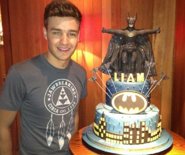 Happy Birthday My Batman! I love you so so so much! Please see me and follow me  