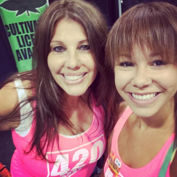 High_Heals_'s tweet photo. @420bogo Thanks again for the cute tanks @KushExpo We loved them!👭🎀😘 http://t.co/iSRQY9EWuh