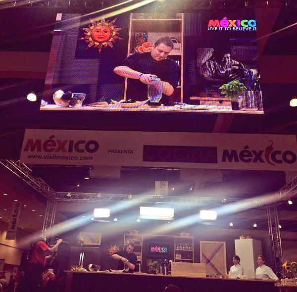 Daniel_Ovadia's tweet photo. Muchísimas gracias @MexicoFoodFair por todo!!! Gran evento. Emociona mucho ver y escuchar tanto de México en USA!!! http://t.co/OJgTHMfveU