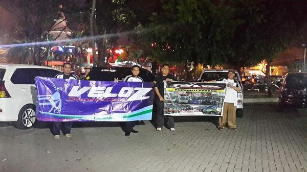 Persahabatan lintas negara Veloz Owners Club (VOC) Indonesia with Toyota Avanza Club (TAVAC) Malaysia <a href="/ToyotaID/">Toyota Indonesia</a>