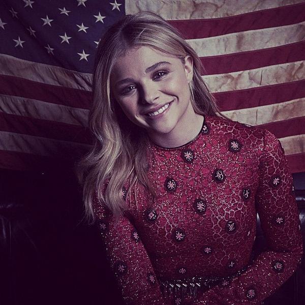 ChloeUkraine's tweet photo. @ChloeGMoretz (MTV Video Music Awards ) http://t.co/yptnZ0Qjh8