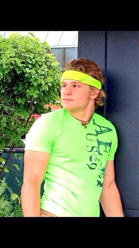 WMU18Follow's tweet image. Hey Tyler Landeck from Joliet, IL! Criminal Justice major, LeFevre 221 Snap: Tylerxlandeck
Twit: @TylerLandeck #WMU18