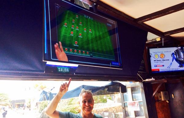 Dolphin Inn tweet media