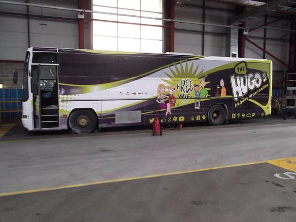 johnpopham's tweet photo. Oh Wow! @BigSmileDesign1 has finished the big #HUGOBus! #digitalinclusion #digihousing http://t.co/J4BEnDtXPB