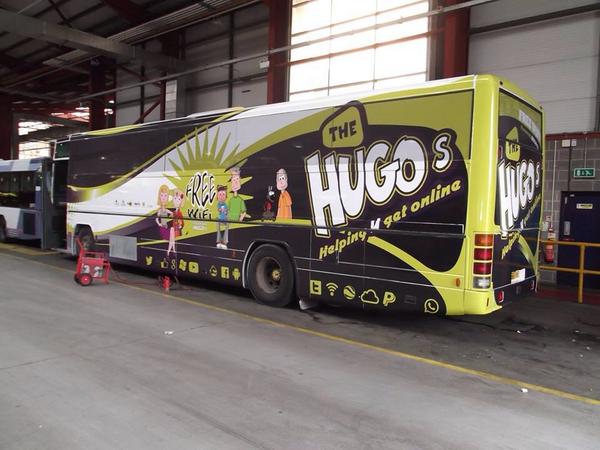 johnpopham's tweet photo. Oh Wow! @BigSmileDesign1 has finished the big #HUGOBus! #digitalinclusion #digihousing http://t.co/J4BEnDtXPB