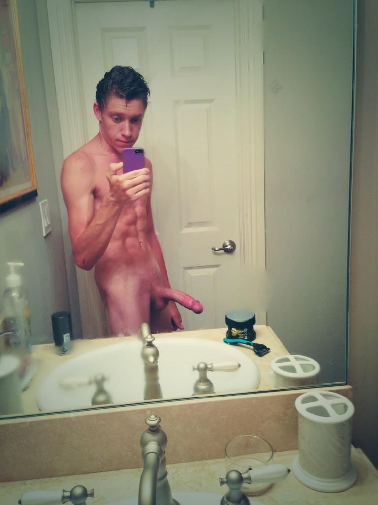 Couldn't help myself. Didn't think anyone would mind #gay #nakedboy http://t.co/Rw4UumoBaI