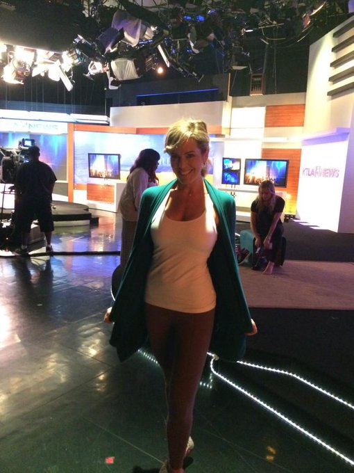 Going on Live here in LA.  KTLA w/#beyondyoga http://t.co/iM52IZkdMX<a href="/tag/beyondyoga"class="tags">#beyondyoga</a>