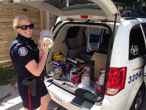 quadcopper's tweet photo. Man, is it hot! Graffiti removal underway with the help of @TargetCanada volunteers!! @TorontoPolice @32_CRU http://t.co/QKCwSYQWNK