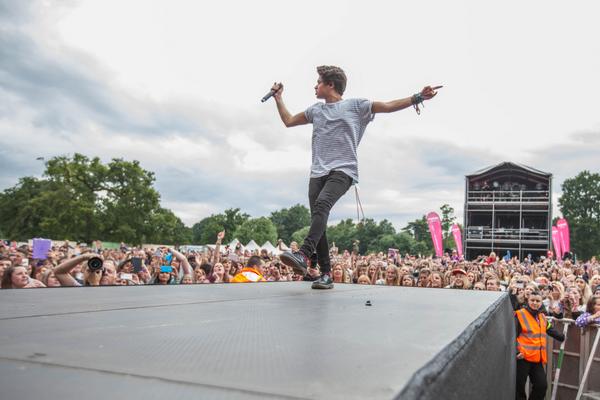 It's Bradley! <a href="/TheVampsband/">The Vamps</a> absolutely smashed #UKLive. Who's lucky enough to have tickets to their tour?