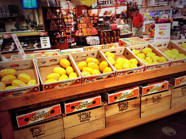 JennLeeTV's tweet photo. A #koreanmelon stand at @Wegmans #chamwae #excited 😄 http://t.co/3LQrA1P4y0