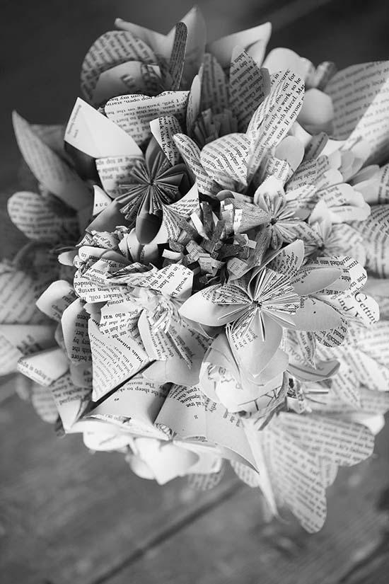 We love @bookloverRAH and her stunning #Bookquet designs - learn more in todays #blog... buff.ly/1yZb5Qr