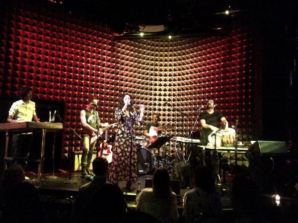 lastnite <a href="/JoesPub/">Joe’s Pub</a> > <a href="/KarshKaleMusic/">KARSH KALE</a> @AtulOhri @RajMaddela <a href="/Priya_Darshini/">Priya darshini</a> #MAXZT played 2stunning sets #inspired #WOW
