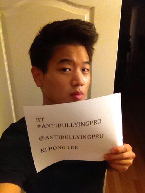 DeniseAnnaa's tweet photo. #KiHongRunsInOurHearts because he's the perfect Minho and a person to look up to. @kihonglee http://t.co/MH1KqFW8L5
