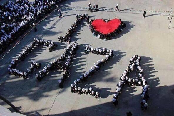 iFalasteen's tweet photo. We all love Gaza...

#PrayForGaza #GazaUnderAttack http://t.co/FDs9aS9K5S