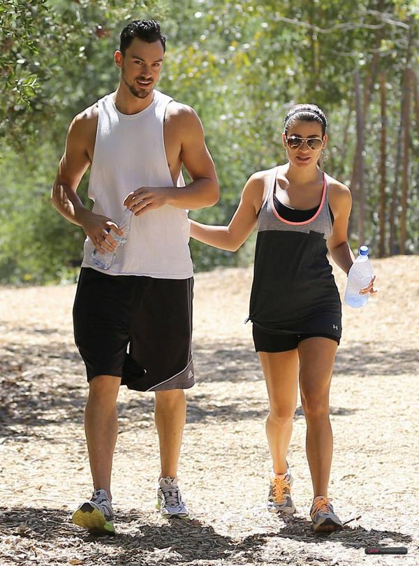 Lea_CoryFans's tweet photo. (New Photo) Lea Michele and Matthew Paetz hiking at the TreePeople Park on August 23, 2014! #pic35 http://t.co/5DqOuBYNXf