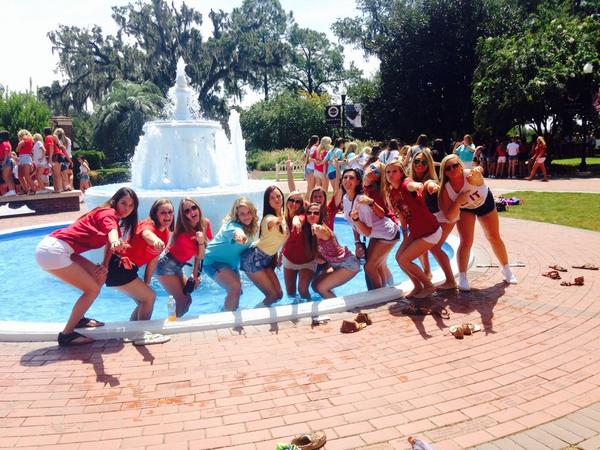 katieisyoung's tweet photo. First things first were the realest #group98 #fsuph http://t.co/mlOLL44hum