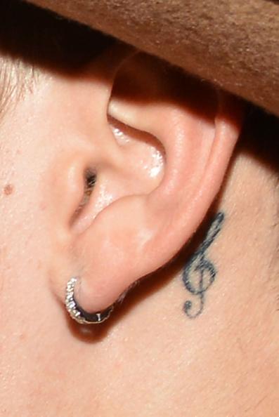 biebersmaniabr's tweet photo. 24/08: http://t.co/GflUXjvGZr http://t.co/EUMOY85G7g