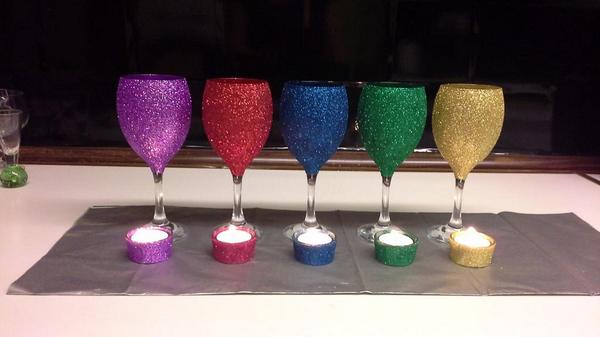Allglitzythings's tweet photo. Glitzy glasses http://t.co/j88Dw4NF0J