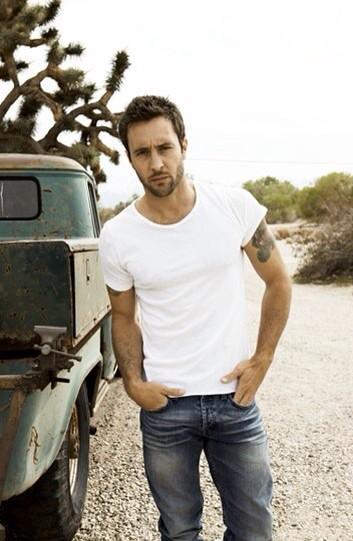 Happy Birthday to the oh so gorgeous Alex Oloughlin      of   