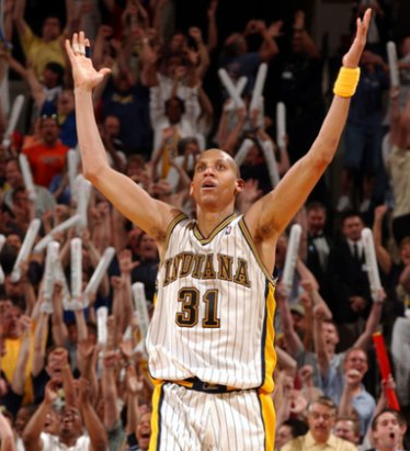 Happy 49th birthday to Reggie Miller, one of the best shooters in NBA history. 