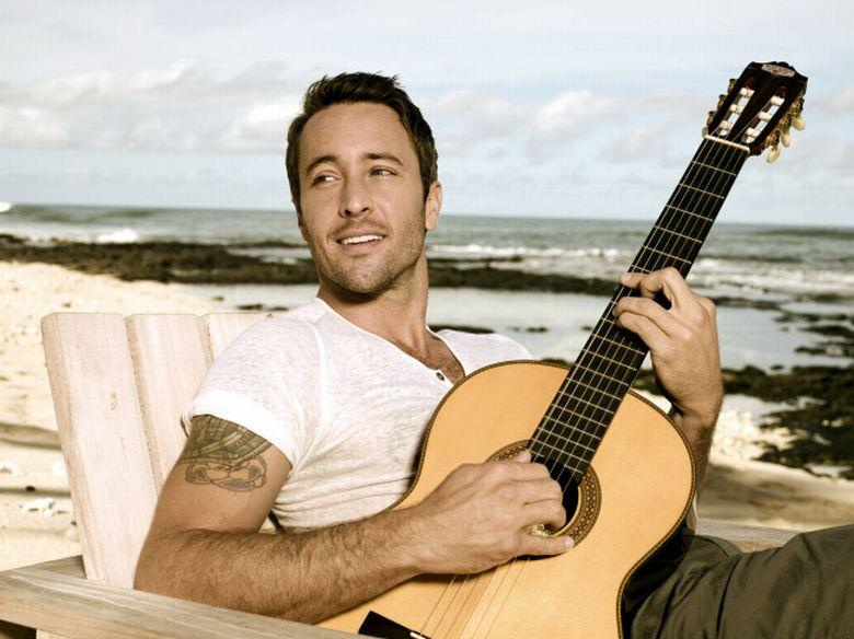 Happy Birthday to The Amazingly Hot Alex OLoughlin   The  